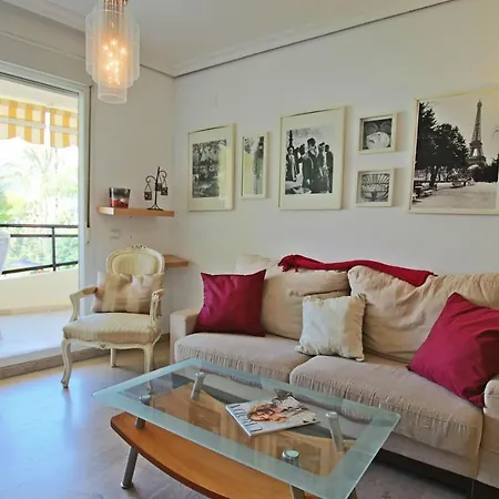Apartamento Bajondillo Beach *